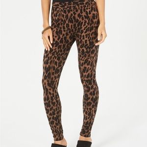 Style & Co leopard print legging